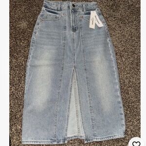 Juicy Couture Women's Knee Length Denim Skirt 26